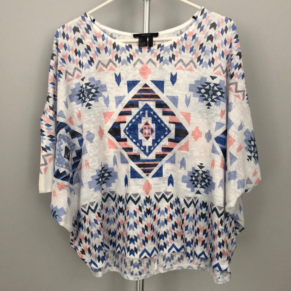 Forever 21 Tribal Aztec Print Bat Wing Sleeve Top Sz L